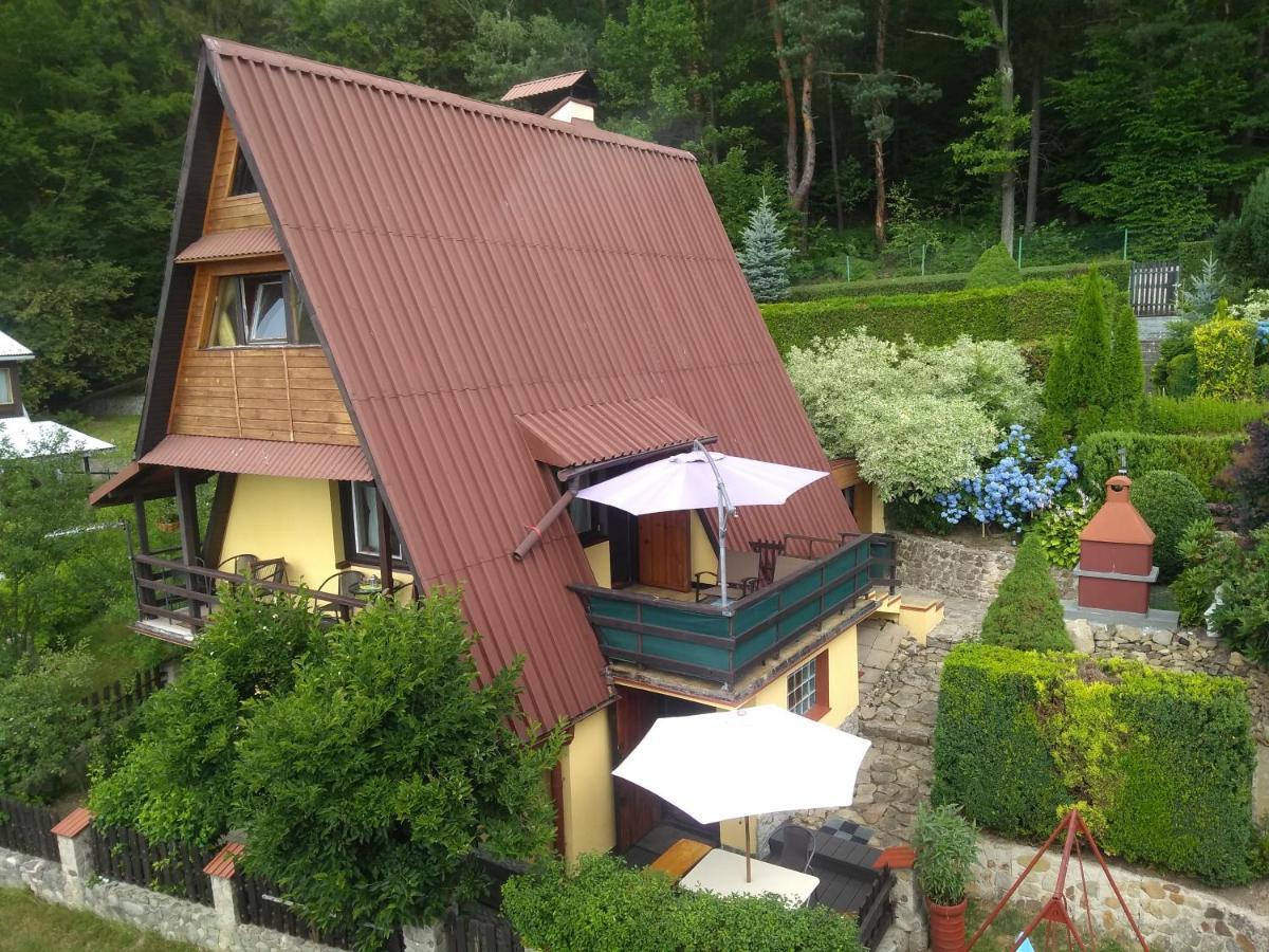 Domek Caloroczny Tresna Agata Exterior photo